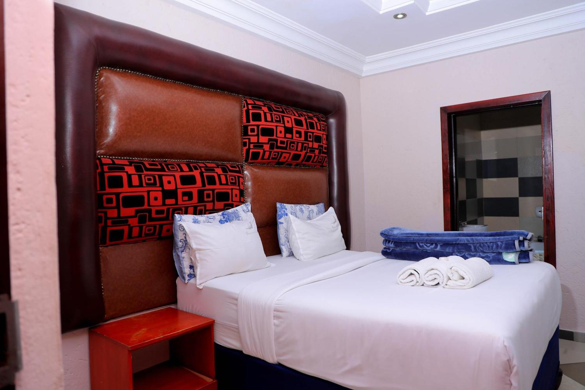 Yeoville Hotel Johannesburg Exterior foto